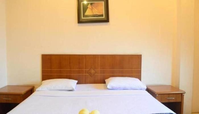 Sabrina Hotel Sisingamangaraja Pekanbaru Exterior foto